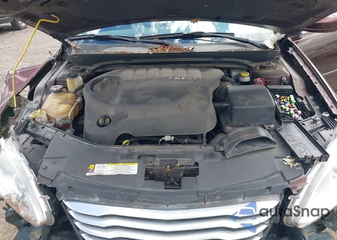 2013 Chrysler 200 Touring из США, поврежденный, VIN 1C3BCBEGXDN703944